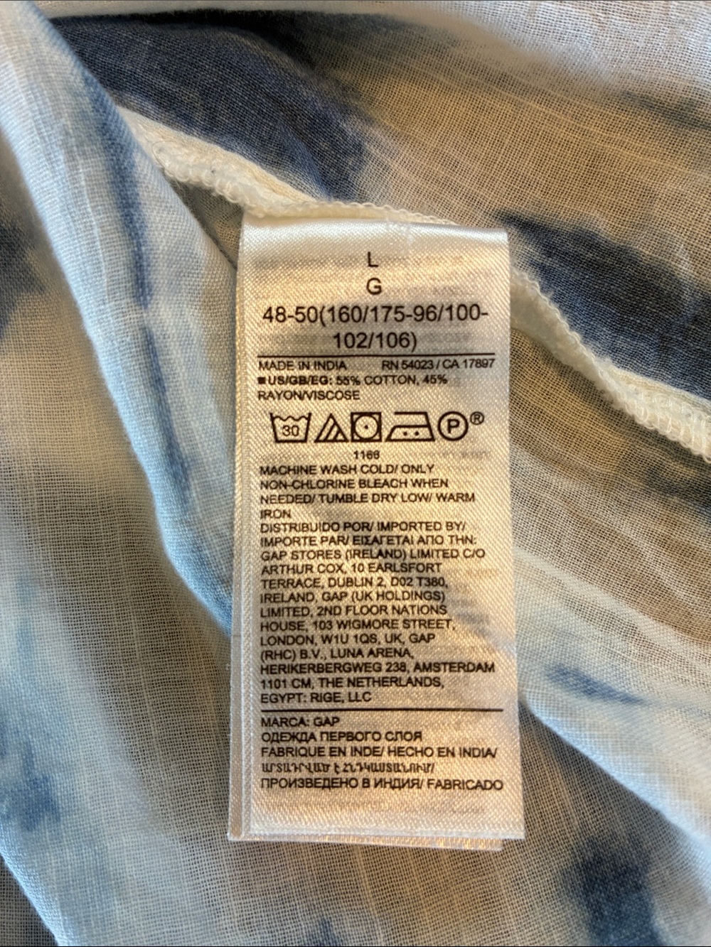 GAP White and Blue Tie-Dye Short Sleeve Button-Up - Picture 5 of 8